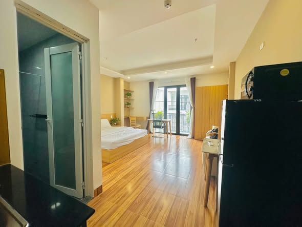 Nguyen Xuan Khoat Street, Son Tra District, Da Nang