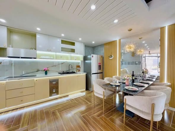 Near Hai Phong Center, Kiet Hai Phong