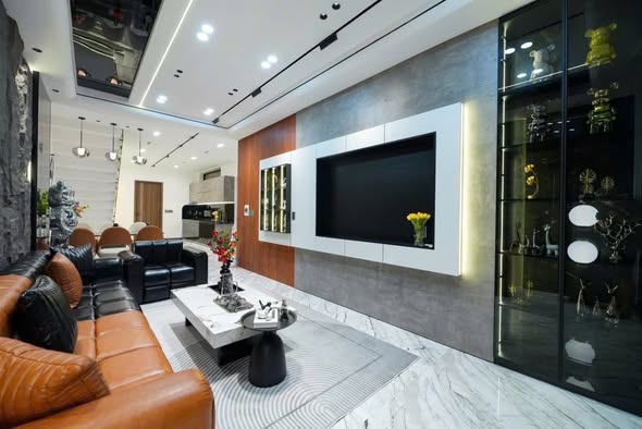 Lê Duẩn, Trung Tâm Thành Phố Đà Nẵng