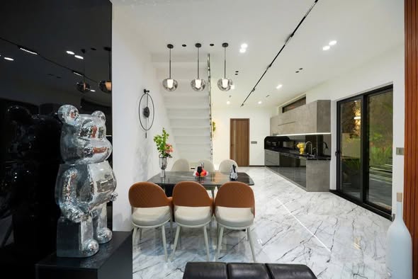 Lê Duẩn Alley, Da Nang City Center