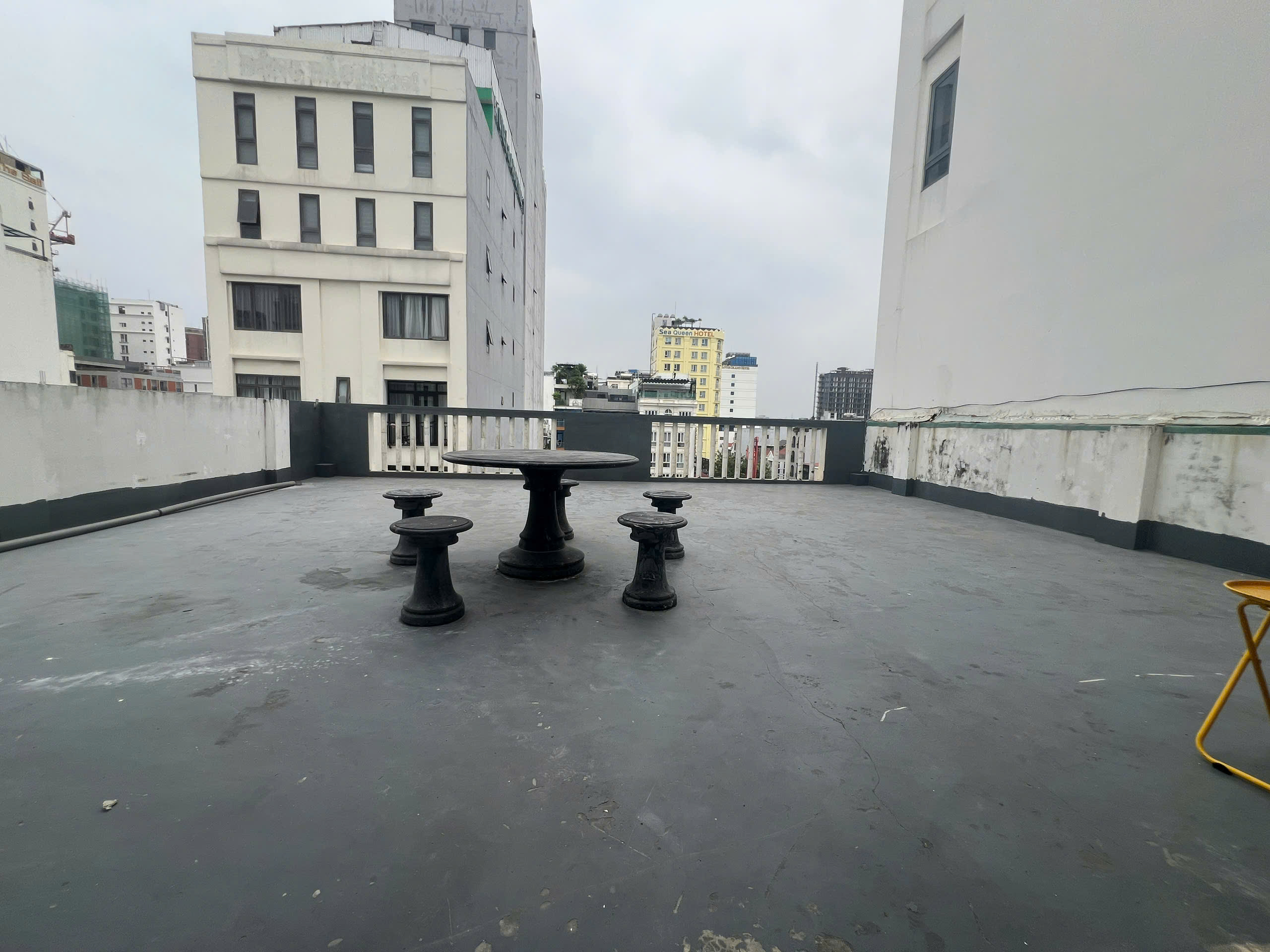 An Thượng 29 street, My An District, Da Nang City