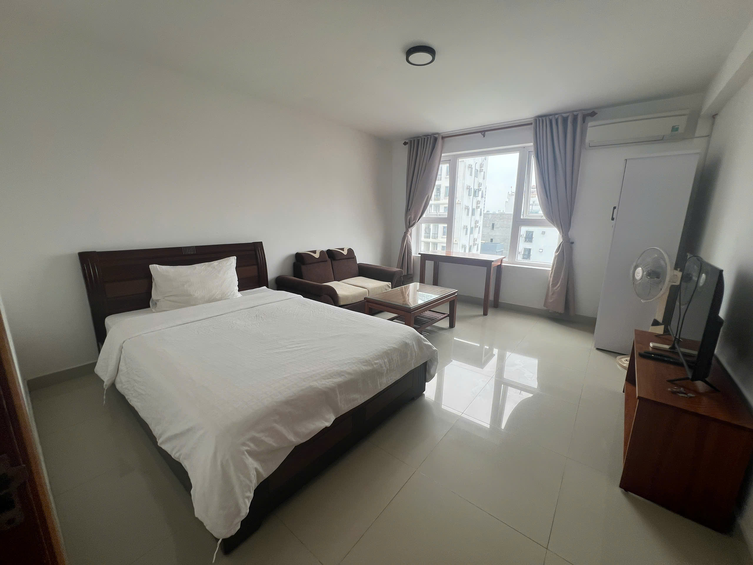 An Thượng 29 street, My An District, Da Nang City